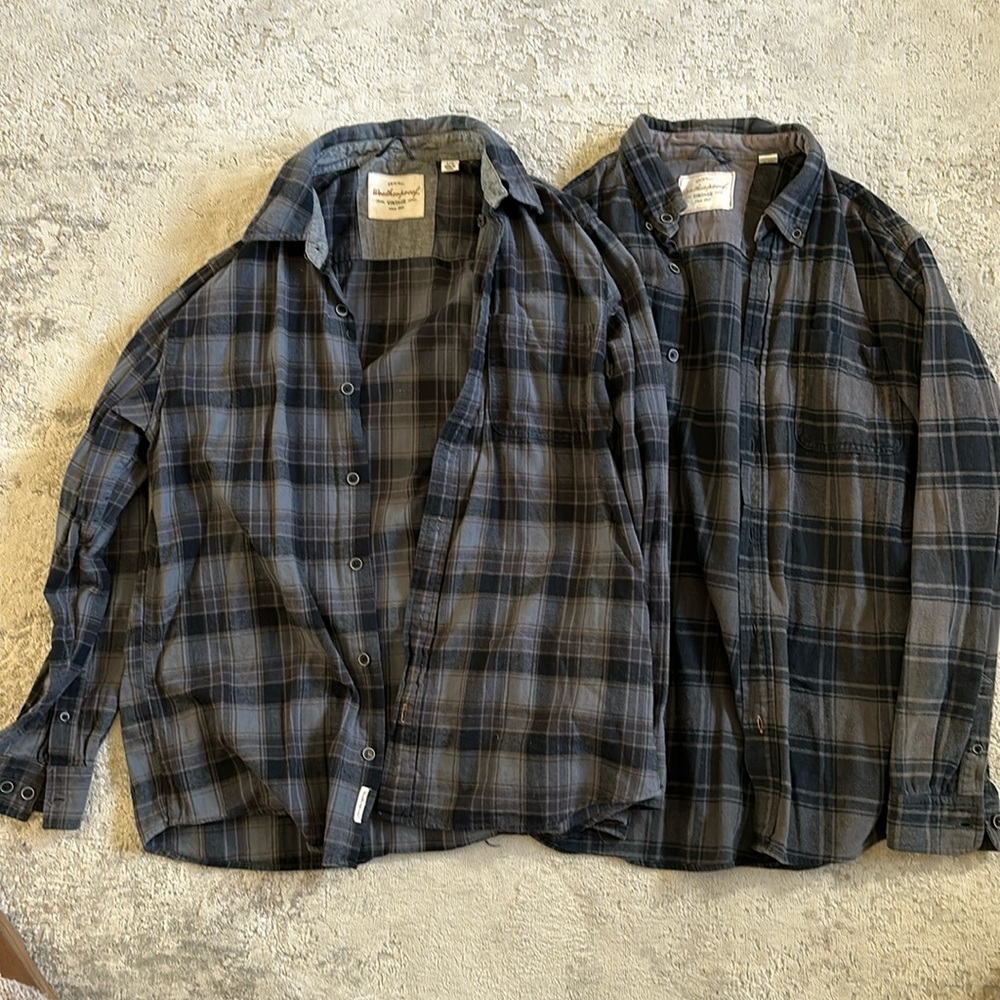 Weatherproof Vintage Men’s long sleeve button shirt size Large (lot of 2)